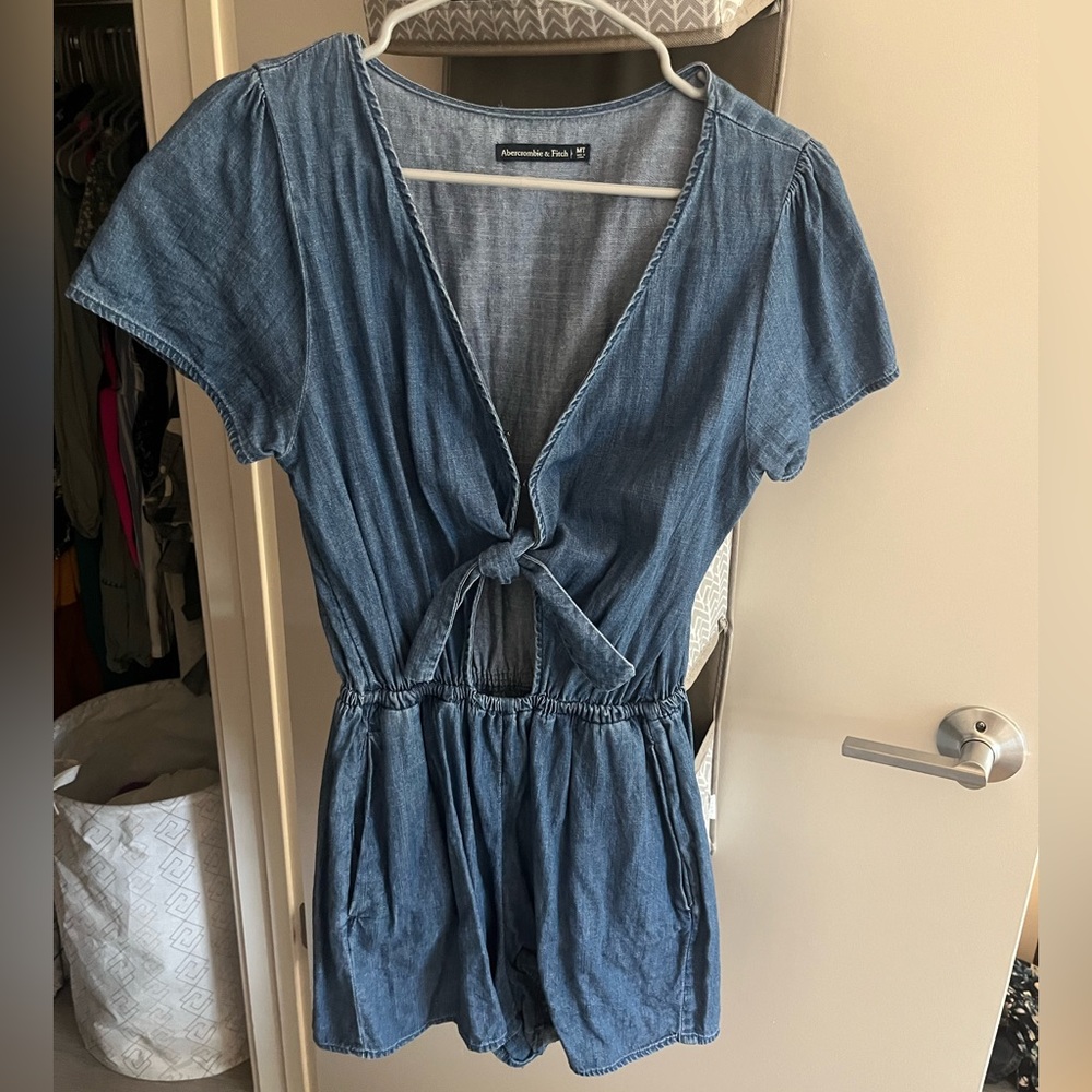 Abercrombie tall romper